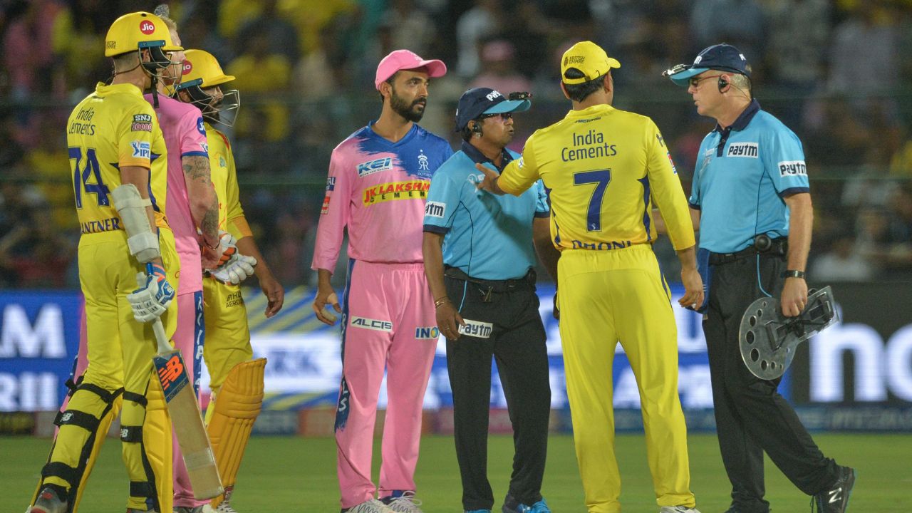 IPL 2019 CSK vs RR MS Dhoni Umpire Bruce Oxenford Controversy